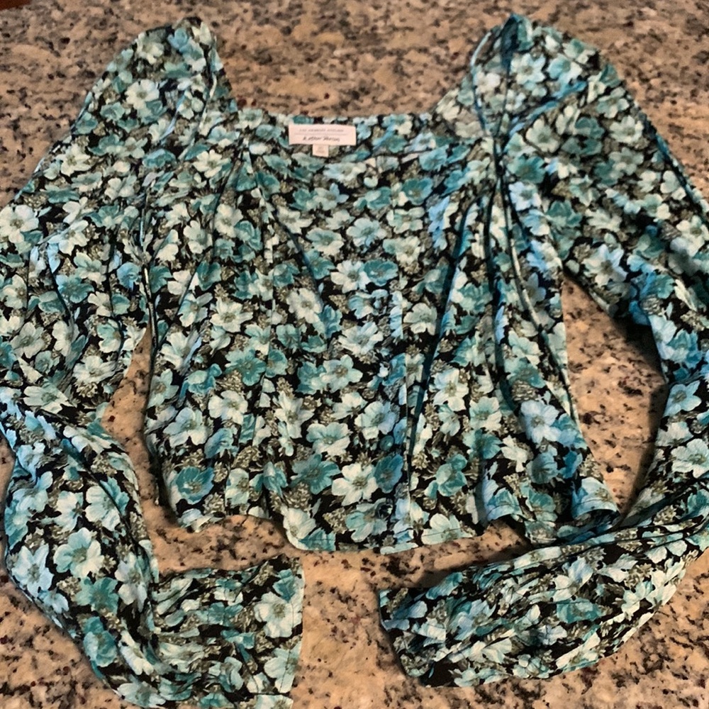 & Other Stories Ruffled Cuff Button Up Top S - Picture 3 of 4